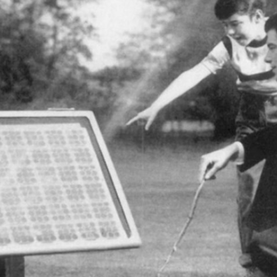 L'energia fotovoltaica: dalla scoperta delle celle solari alle applicazioni moderne
